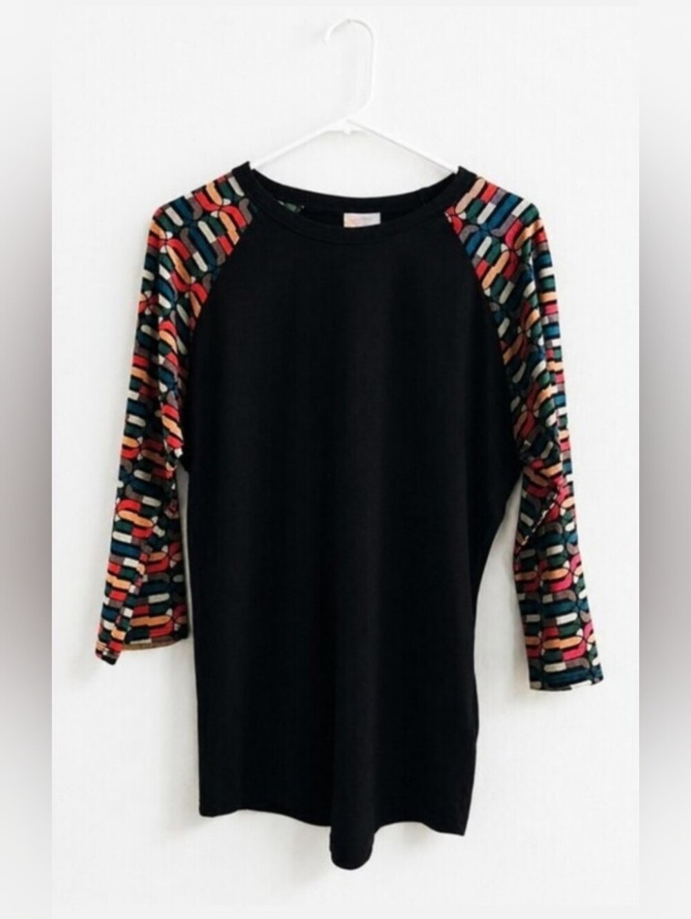 LuLaRoe Black Multicolor Geometric Sleeve Raglan Top Large